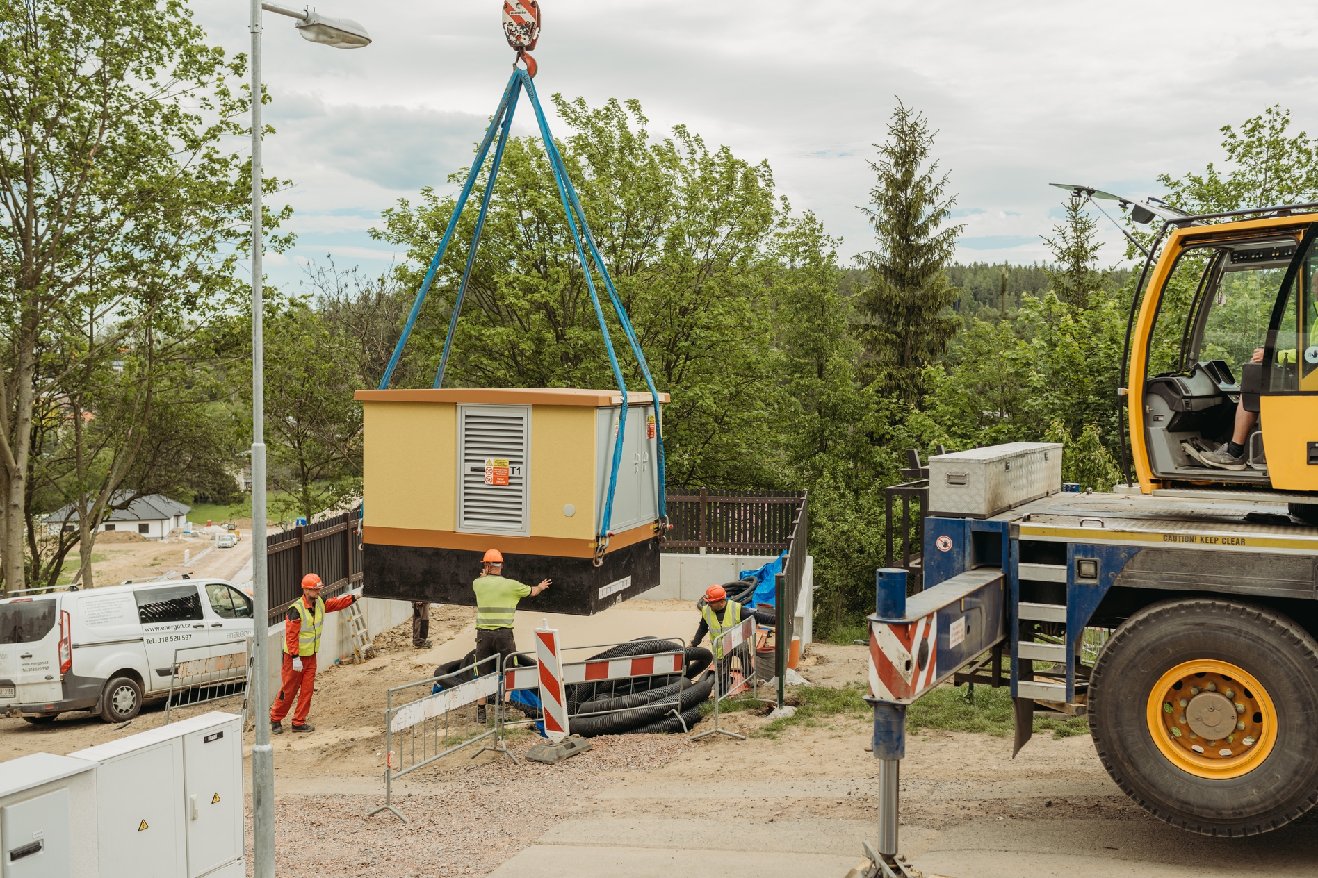 Příbram: Výstavba kNN a trafostanice – instalace nových inženýrských sítí (IS)